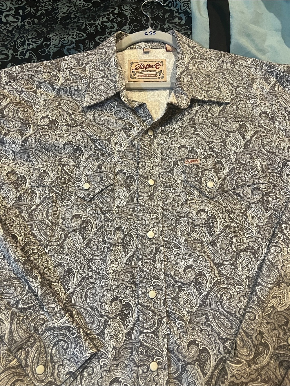 Rafter C Men's Gray Paisley Button-Down Western Shirt